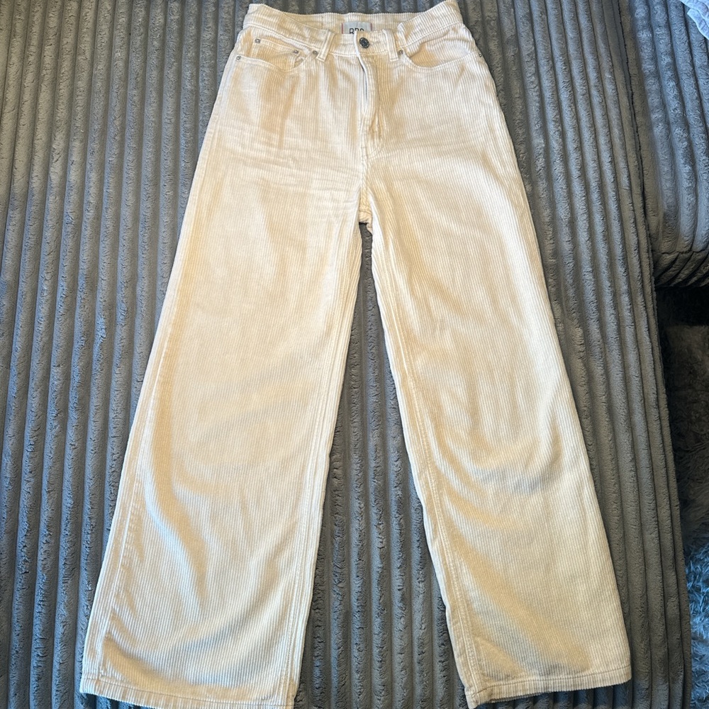 Women's Cream Jeans